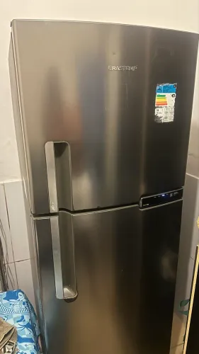 Vendo geladeira Brastemp