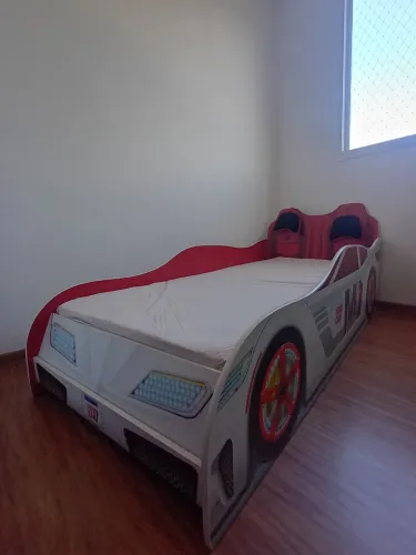 Cama Infantil Carro de Corrida - Cama Temática Infantil ?