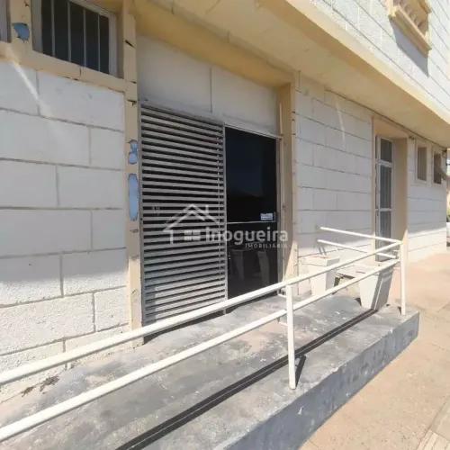 Kitnet/ Studio com 1 Quarto(s) e 2 banheiro(s) para Alugar, 98 m² por R$ 2411 / Mês
