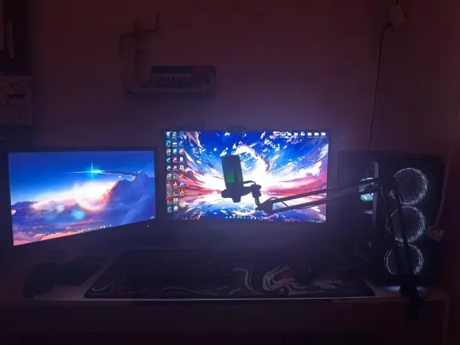 PC Gamer i5 10400F GTX 1650 super - Com dois monitores 240hz e 75hz e Suporte Articulado