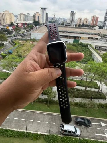 PROMOÇÃO APPLE WATCH 4 TAM 40 - COM MARCAS USO