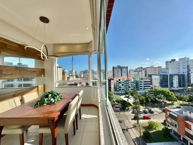 BARBADA | 02 DORMITÓRIOS (1 SUÍTE) | VISTA MAR E PRAÇA | AO LADO DA FLÁVIO BOIANOVSKI!