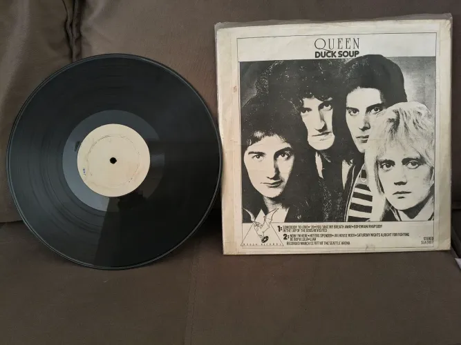 Vendo disco bootleg do Queen Duck Soup