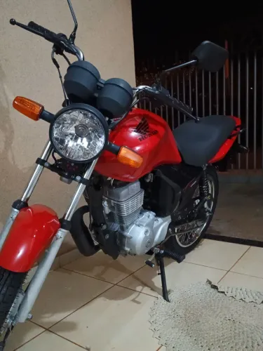 Moto fan 125 com partida elétrica 