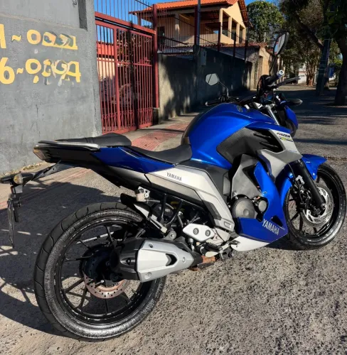 YAMAHA FZ25 -2018