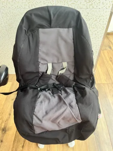 Cadeirinha infantil para carro usado