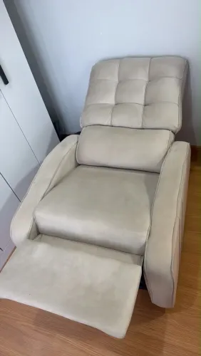 Poltrona reclinável