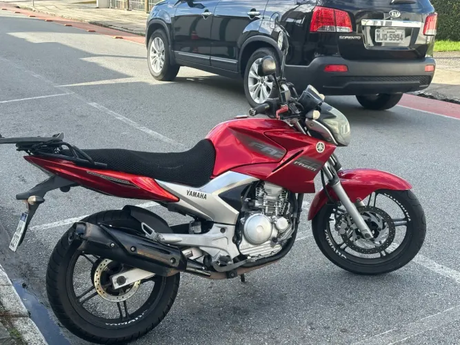 Yamaha YS 250 Fazer/ Fazer L. Edition /blueflex 2014