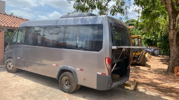 Microônibus volare 2016