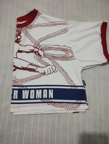 Crooped Mulher Maravilha (novo)