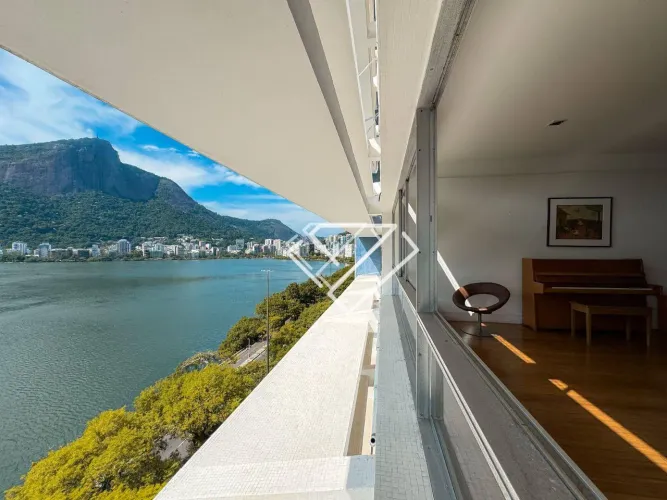 Apartamento com 4 dormitórios à venda, 240 m² por R$ 5.200.000,00 - Lagoa - Rio de Janeiro