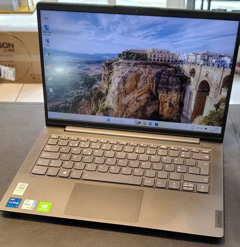 Lenovo Ideapad 5 Core i7 1165g7 16gb ddr4 Geforce Mx 450 2gb 