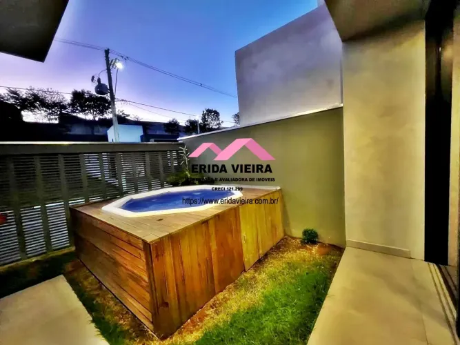 Casa no condomínio Residencial Vila Romana em Pindamonhangaba-SP.
