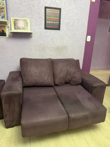 2 Sofás super novos
