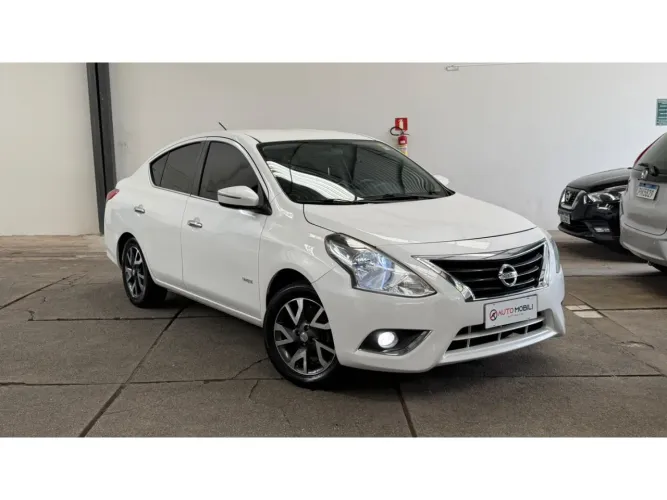 Nissan Versa Unique 1.6 16V Flex 4P Mec. 2016