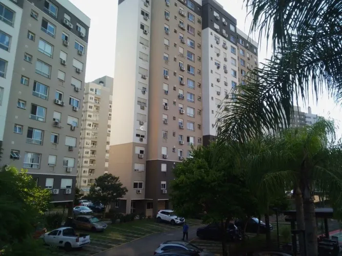 Apartamento de 2 dormitórios, elevador no Bairro jardim carvalho Porto Alegre.