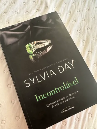 Livro incontrolável - Sylvia day 