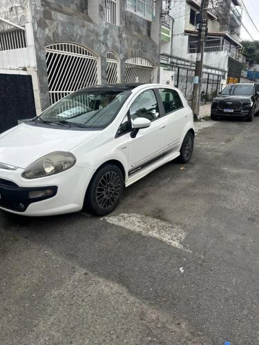 Imagem de Fiat Punto Sporting Dualogic 1.8 Flex 16V 5P 2013