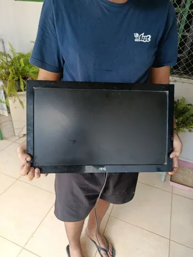 Vendo ou troco tv 22 plgdas