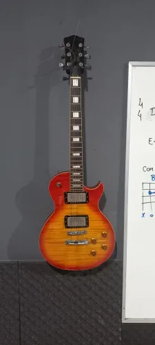 Guitarra Les Paul Golden