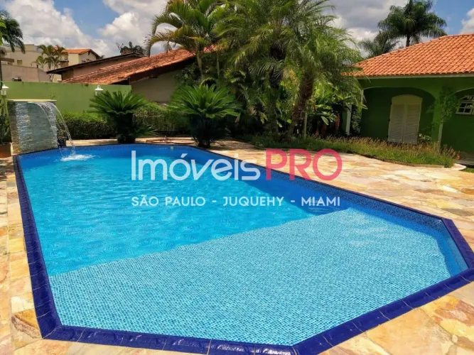 Casa Térrea à Venda no Condomínio São Paulo II - Granja Viana