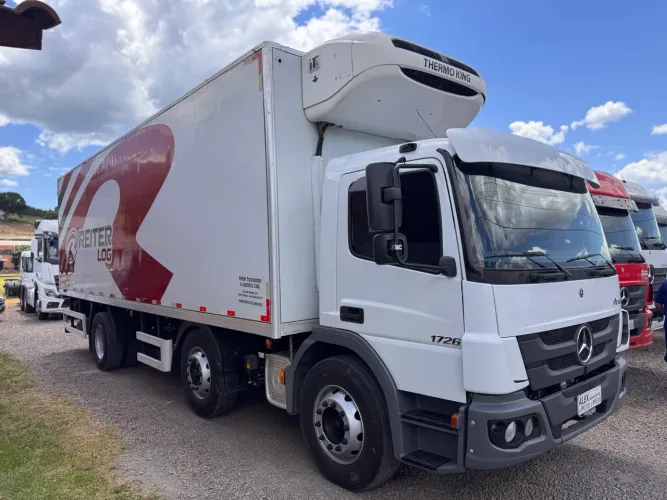 Atego 1726 ano 2022 Bitoco no chassis 