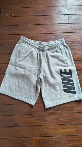 Bermuda Moletom Nike Original tamanho G