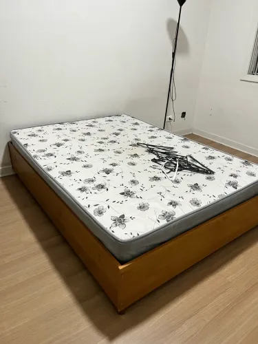 Cama + Colchão