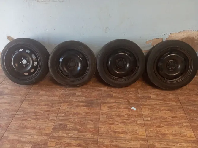 Roda aro 15 de ferro