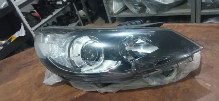 Farol JAC j6