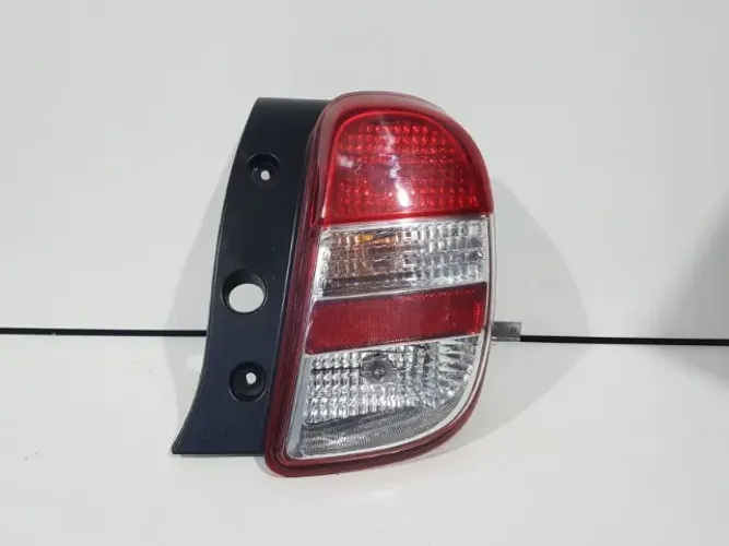 Lanterna Direita Nissan March 2011 2012 2013 2014 Original BG1317
