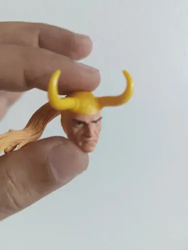 Cabeça Loki Marvel Legends 