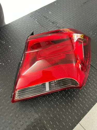 Lanterna prisma direita 2017 a 2019 Original