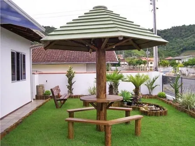 Quiosque de madeira valor promocional