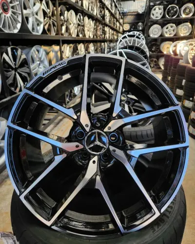 Jogo de rodas Mercedes C63 AMG aro 19