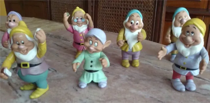 Bonecos dos 7 anões  da Disney  ano 1991    MATTEL