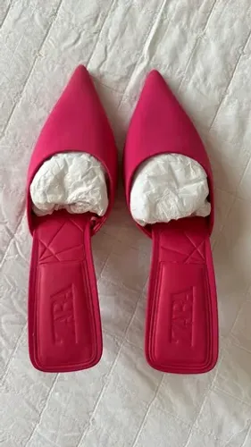 Sapato mule em tecido Zara