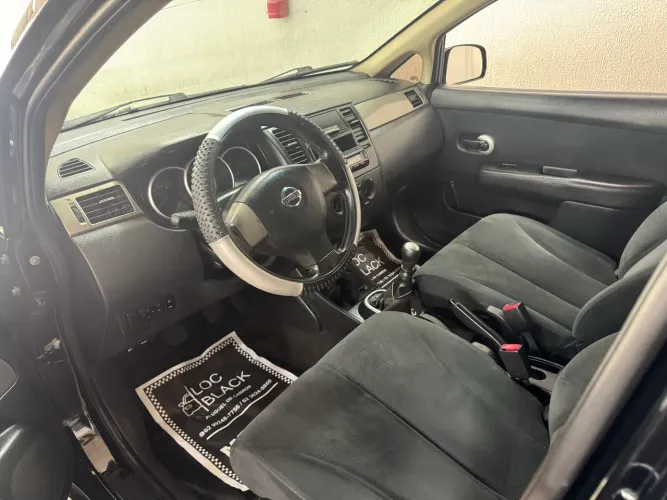 Nissan Tiida Sedan 1.8 16V Flex Fuel 4P 2012