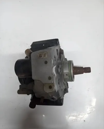 Bomba De Kia Hr De 9422a060a (Usado)