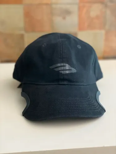 Boné Balenciaga Impecável
