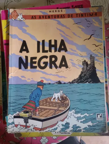 A Ilha Negra - Tintim - Hergé (Record)