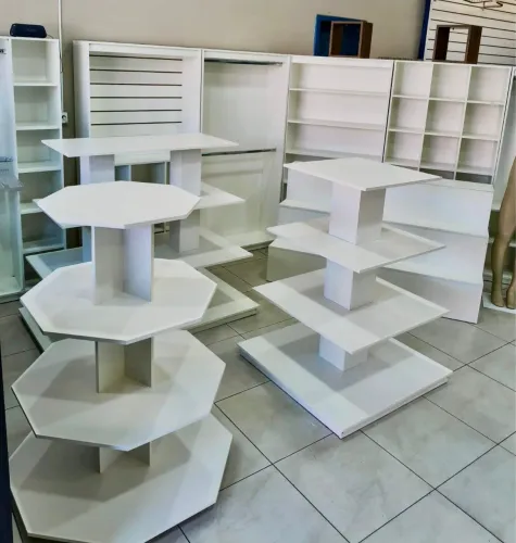 Móveis para montar lojas