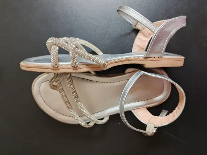 Sandália feminina infantil 