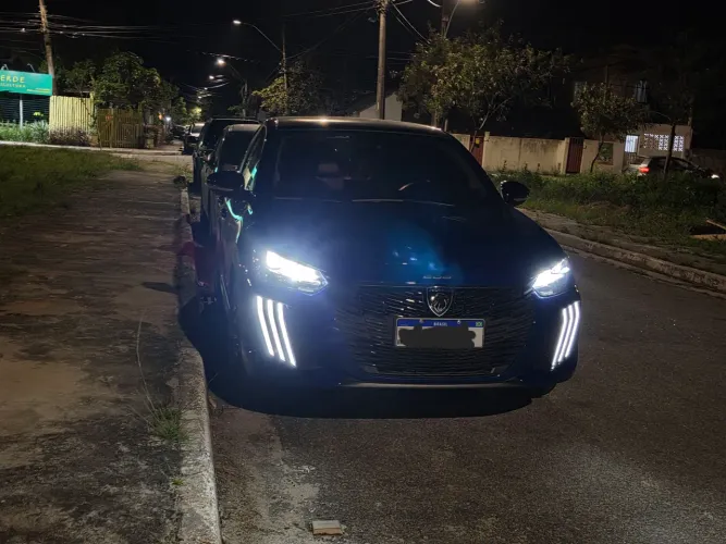 Peugeot 208 Style 1.0 Flex 6V 5P Mec. 2025