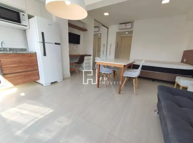 Apartamento com 1 dormitório para alugar, 35 m² por R$ 3.754,00/mês - Vila Mariana - São P