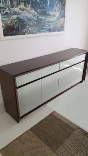 MEGA PROMOÇÃO - Balcão Isis para sala de jantar - elegante e em ótimo estado!<br>