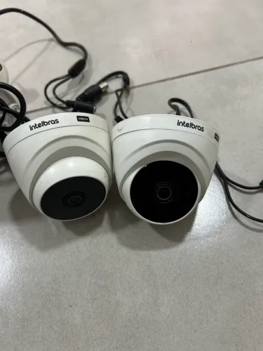 Kit 4 Cameras de segurança Intelbras 1120 B e 1120 D