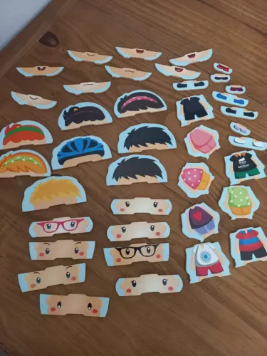 Quebra cabeça Educativo em Madeira.