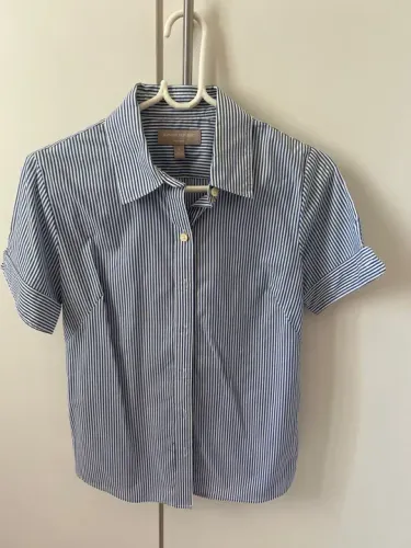 Camisa listrada azul e branca - Banana Republic