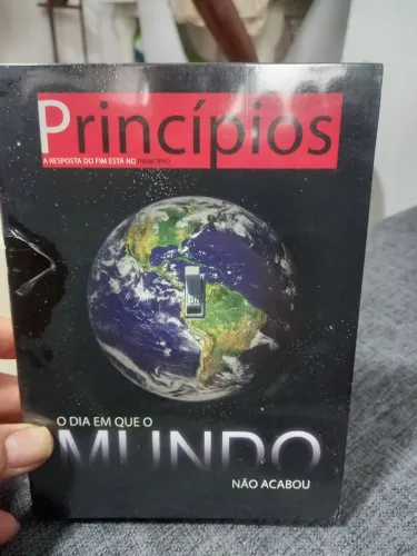 Livro Princípios - O Dia em que o Mundo Não Acabou